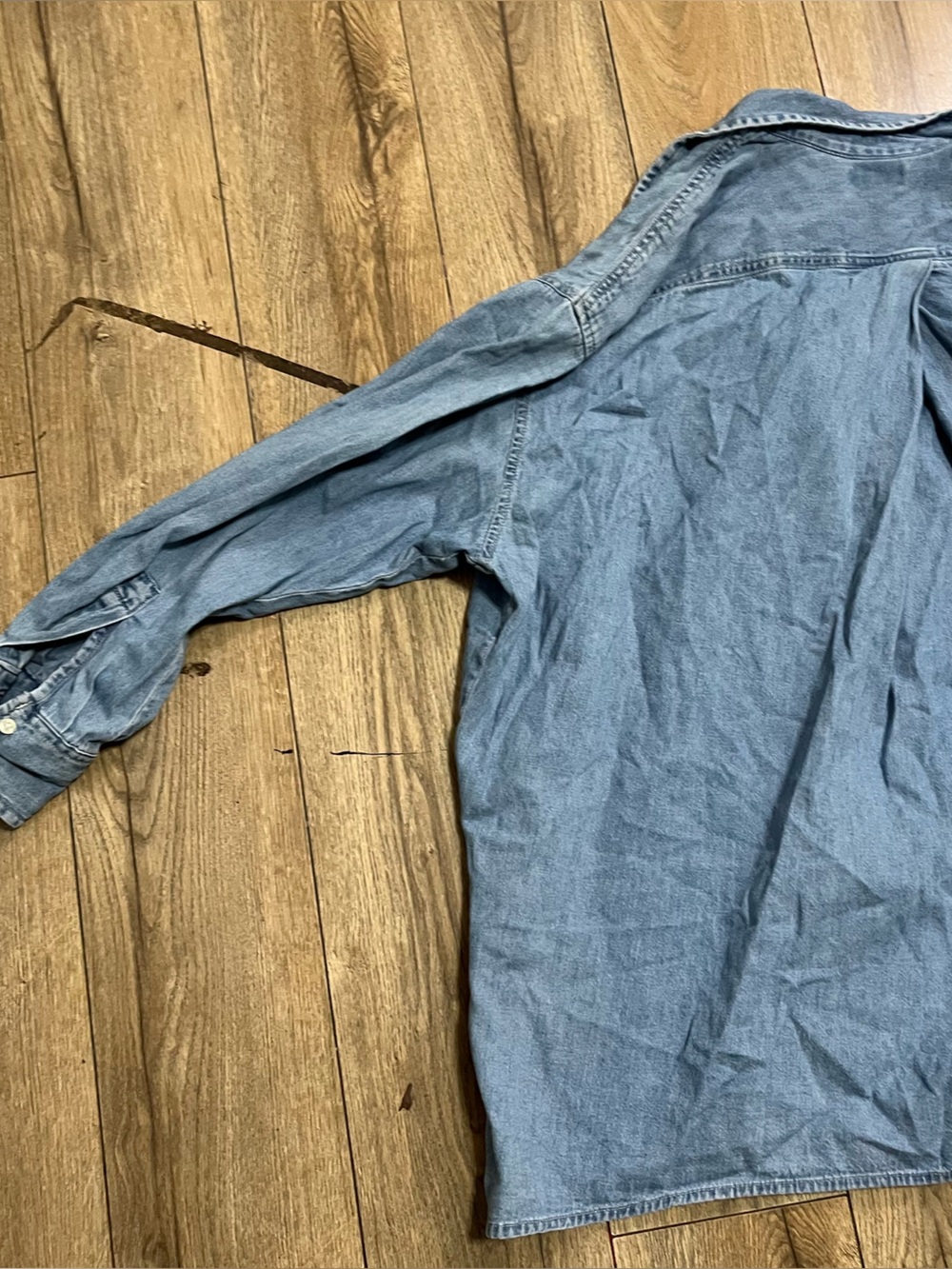 Levi's Light Blue Denim Button-Front Jacket - Picture 6 of 8